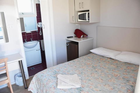Hillview Motel - Mackay Tourism 6