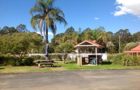 Gloucester Country Lodge - Mackay Tourism 0