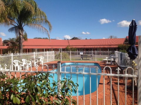 Gloucester Country Lodge - Mackay Tourism 5
