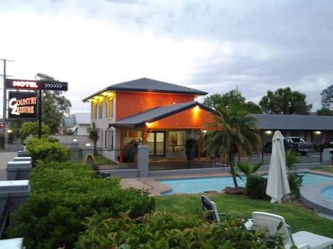 Country Leisure Motor Inn - Mackay Tourism 0