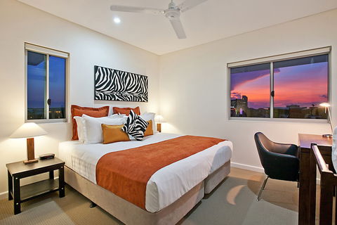 Beachlife Holiday Apartments - Mackay Tourism 4