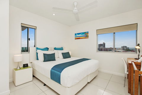 Beachlife Holiday Apartments - Mackay Tourism 2