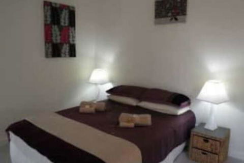 Chalets On Woodlands - Mackay Tourism 4
