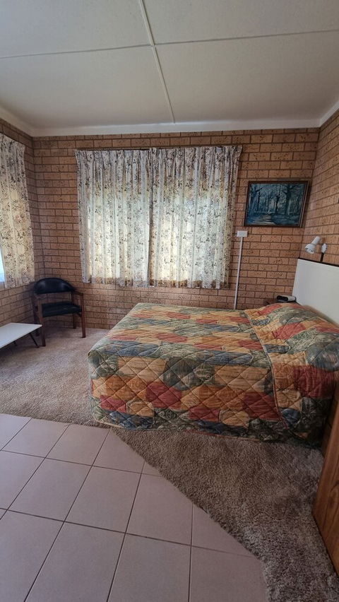 Lone Pine Motel - Corowa - Mackay Tourism 6
