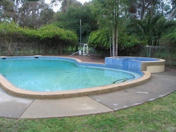 Greenacres Motel - Mackay Tourism 3