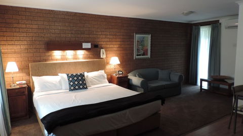Greenacres Motel - Mackay Tourism 5