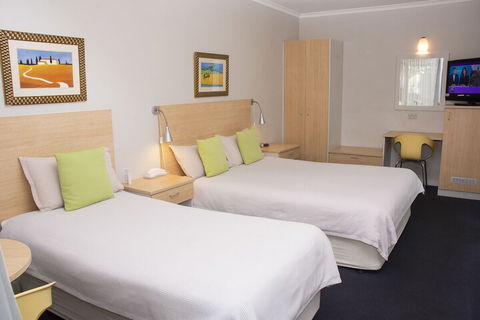 Nebula Motel Cooma - Mackay Tourism 7