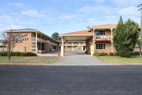 Grand Manor Motor Inn - Queanbeyan - Mackay Tourism 3