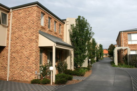 Grand Manor Motor Inn - Queanbeyan - Mackay Tourism 2