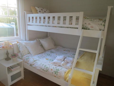 Walnut Cottage Via Leongatha - Mackay Tourism 1