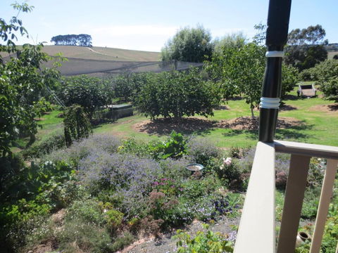 Walnut Cottage Via Leongatha - Mackay Tourism 4