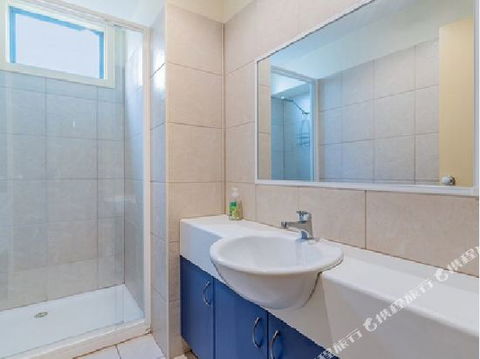 Fabulous Townhouse At The Famous Smiths Beach - Mackay Tourism 3