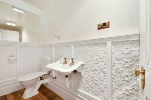 Rose Garden Spacious Family Home Near CBD - Mackay Tourism 2