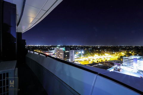 Unil Apartments Glenwaverley - Mackay Tourism 1