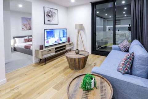 Unil Apartments Glenwaverley - Mackay Tourism 0