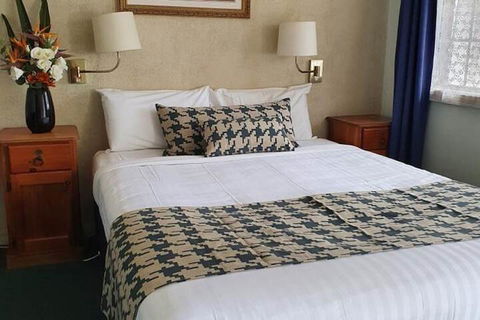 MAS Country Colonial Motor Inn - Mackay Tourism 4