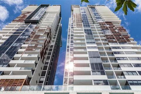 Chic Brisbane Living - Mackay Tourism 1