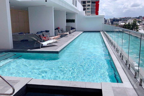 Chic Brisbane Living - Mackay Tourism 2