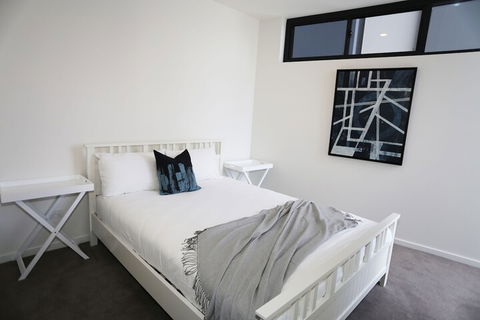 Chic Brisbane Living - Mackay Tourism 5