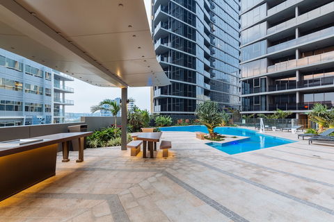 Airtrip Apartment On Manning St - Mackay Tourism 4