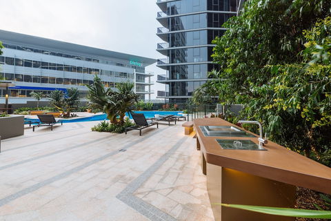 Airtrip Apartment On Manning St - Mackay Tourism 1