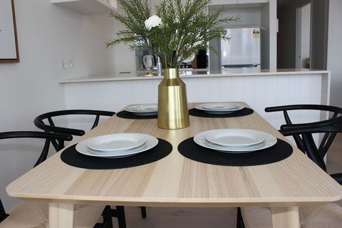 Modern Apartment In Brisbane - Mackay Tourism 3