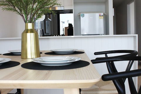 Modern Apartment In Brisbane - Mackay Tourism 7