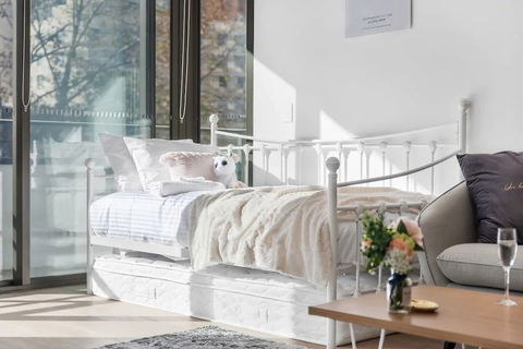 A07-darling Harbour 2 BDR Loft - Mackay Tourism 5