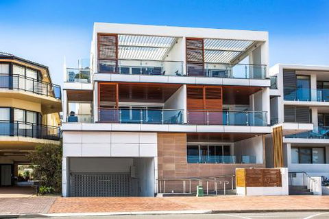 Kiama Seaside Getaway - Mackay Tourism 0