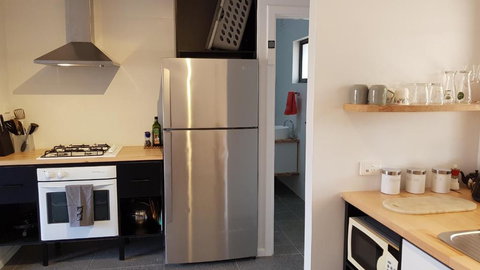 Red Ochre â€“ Large 1BR With Private Courtyard - Mackay Tourism 4