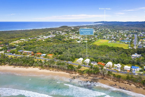 Apartment 2 Surfside - Mackay Tourism 0