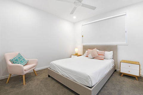 GC Private Homes - Waterfront Villas - Mackay Tourism 4