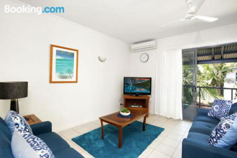 Baden 51 Rainbow Shores Air Conditioned Walk To Beach Swimming Pools - Mackay Tourism 0