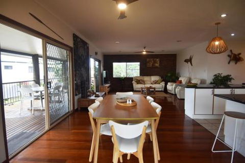 Ocean Breeze - Mackay Tourism 5