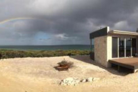 DEstrees Bay Beach House - Mackay Tourism 1