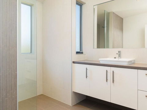 Waikiki Dream - Mackay Tourism 6