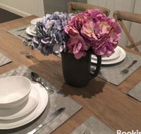 Travertines Wines Apartment - Mackay Tourism