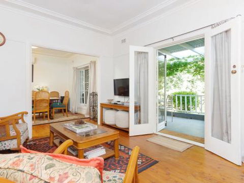 Redwood Cottage Burradoo Getaway Southern Highlands 4pm Check Out Sunday - Mackay Tourism 5