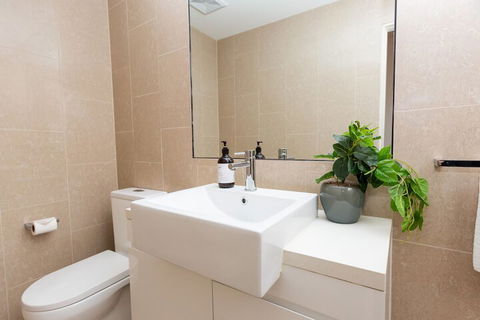 Enjoy Penthouse Living In The CBD - Mackay Tourism 3