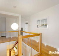 Anchor Beachfront Retreat - Mackay Tourism