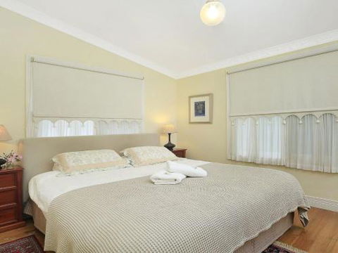 Rose Cottage Bowral Southern Highlands - Mackay Tourism 4