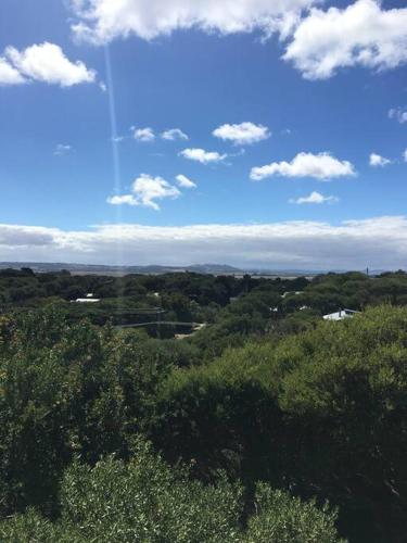 37 Oceanview Parade Sandy Point - Mackay Tourism 2