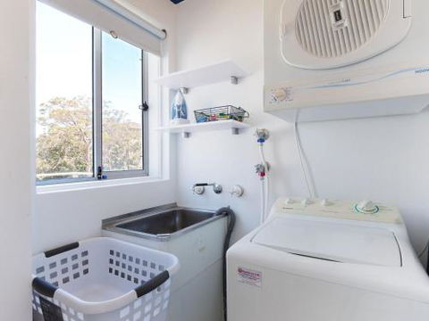 Krait Court 1 Great 2 Bedroom Unit - Mackay Tourism 3