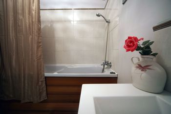 Clunes Cabins Rejuvenate Stays - Mackay Tourism 2