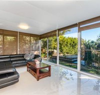 Spacious 4 Bedroom House The Hill - Mackay Tourism