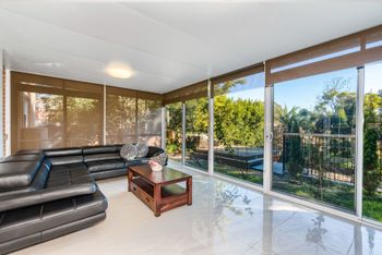 Spacious 4 Bedroom House The Hill - Mackay Tourism 0