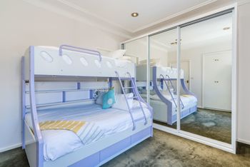 Spacious 4 Bedroom House The Hill - Mackay Tourism 3