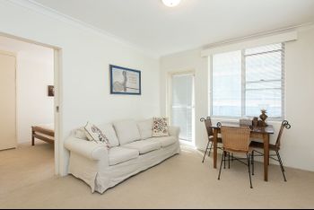 Comfy Convenience In Centennial Park - Mackay Tourism 0