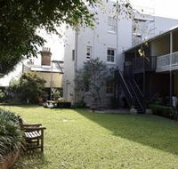 Expansive French Style Apartment H343 - Mackay Tourism
