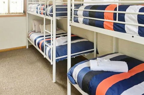 Rye Sleeps 10, Great Weekender - Mackay Tourism 2